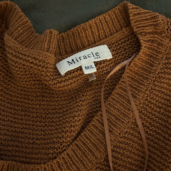 Miracle USA Loose Knit lightweight sweater - Picture 5 of 6